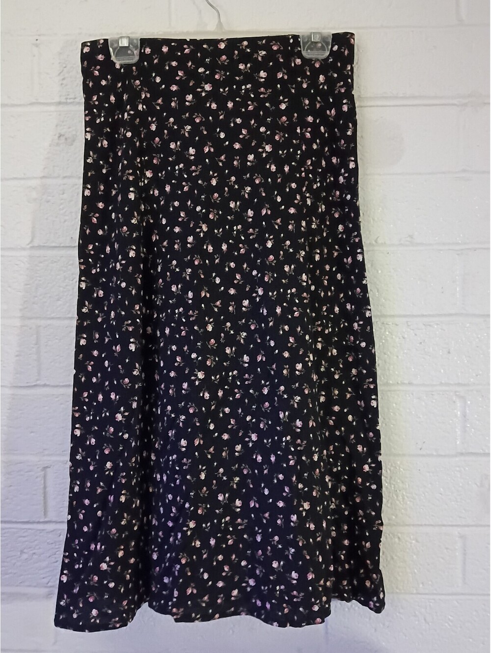 Streetwear Society Women's Black Floral Midi Skirt Size Large